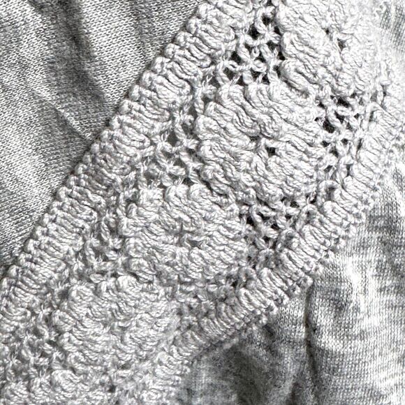 Sundance Crinkle Poncho Top Women Medium Gray Crochet Trim Oversized Boho Blouse - Picture 7 of 12